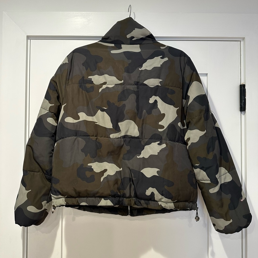 H&M Puffer - Picture 2 of 4